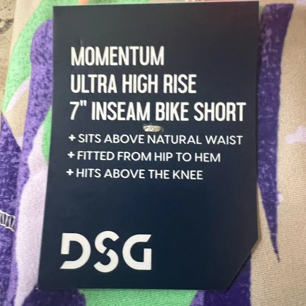 DSG Women’s XXL Momentum UHR Bike Short Multi Landscape Sand NWT - Picture 3 of 4